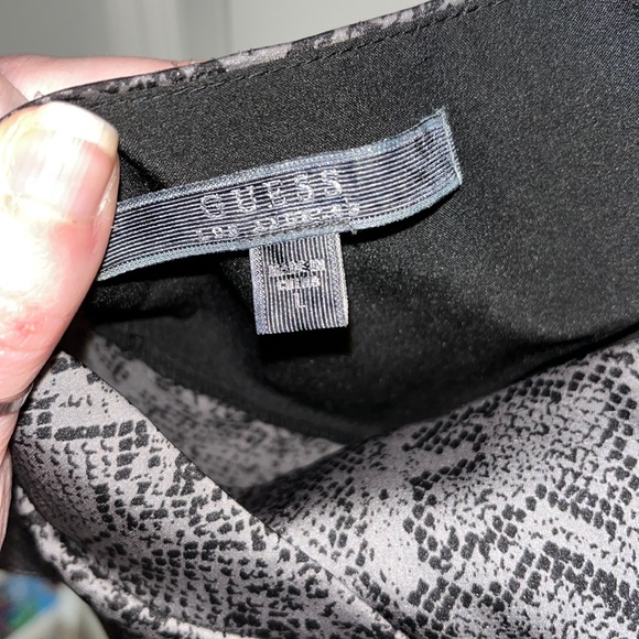 GUESS halter open back a nake print top - Picture 3 of 6